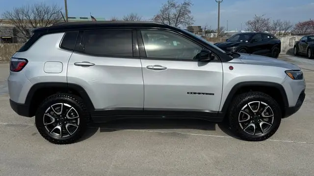 2025 Jeep Compass Trailhawk