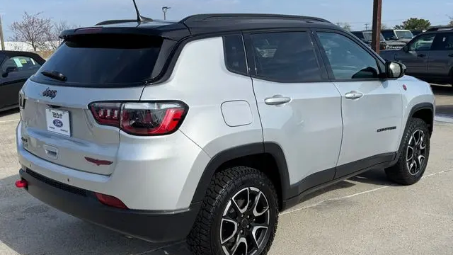 2025 Jeep Compass Trailhawk