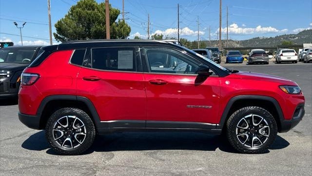 2025 Jeep Compass Trailhawk