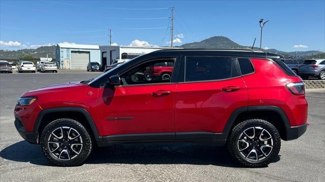 2025 Jeep Compass Trailhawk