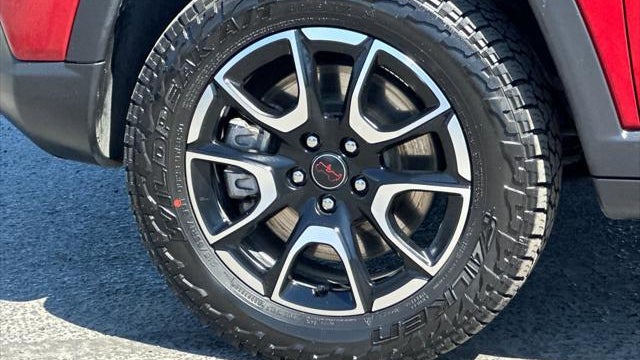 2025 Jeep Compass Trailhawk