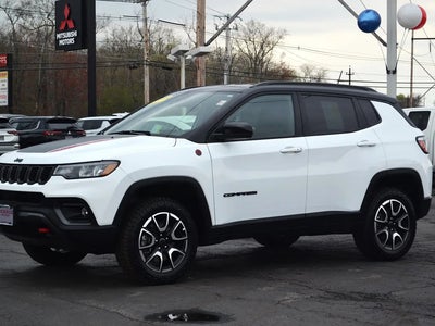 Photo of a 2025 Jeep Compass 4X4 Trailhawk 4DR SUV for sale