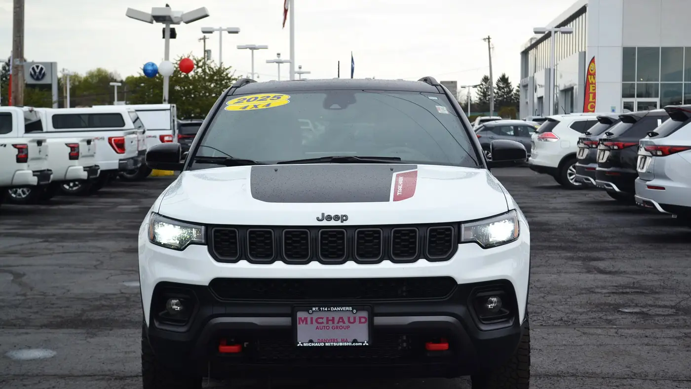 2025 Jeep Compass Trailhawk