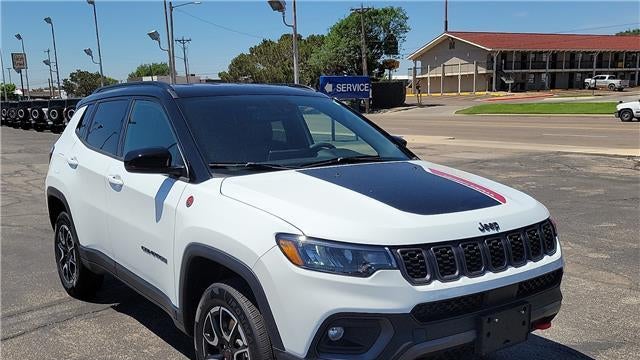 2025 Jeep Compass Trailhawk