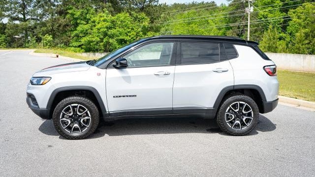 2024 Jeep Compass Trailhawk