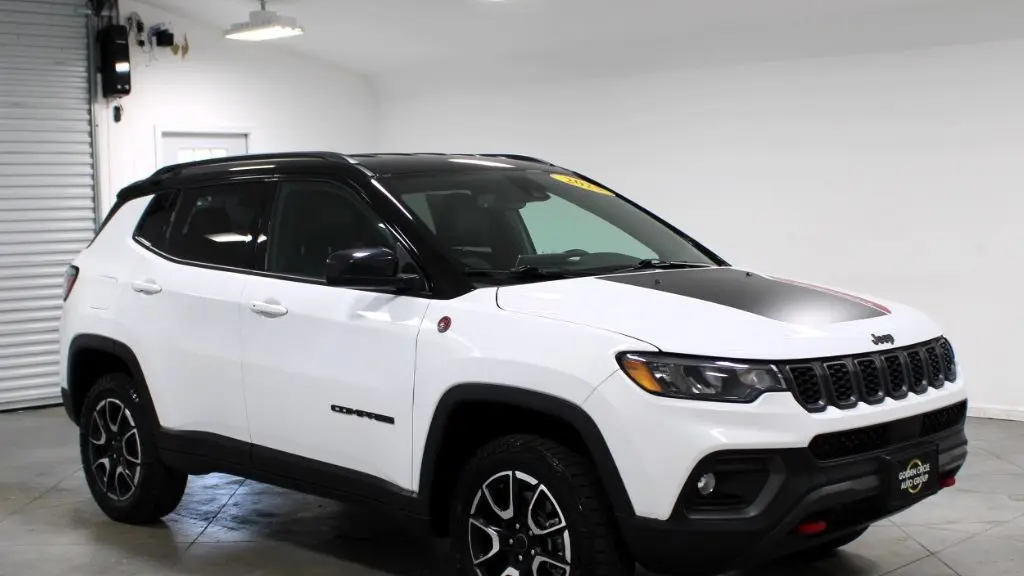 2025 Jeep Compass Trailhawk