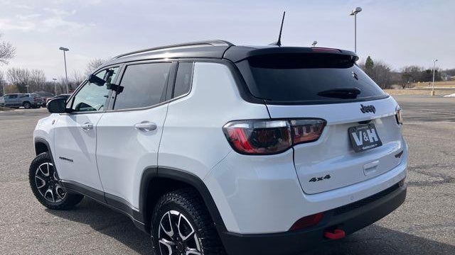 2025 Jeep Compass Trailhawk