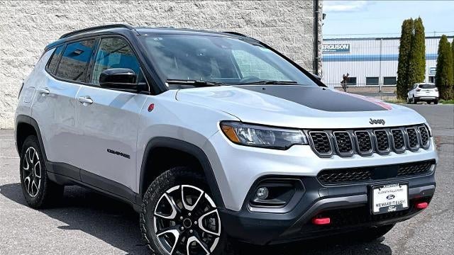 2025 Jeep Compass Trailhawk