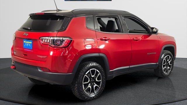 2025 Jeep Compass Trailhawk