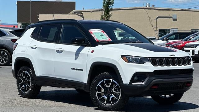 2025 Jeep Compass Trailhawk