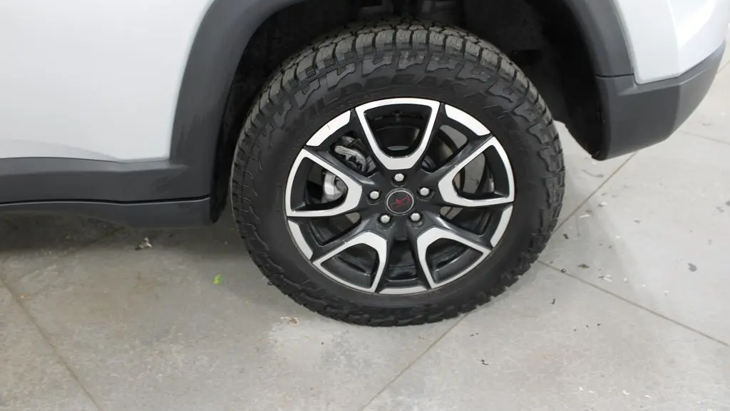 2025 Jeep Compass Trailhawk
