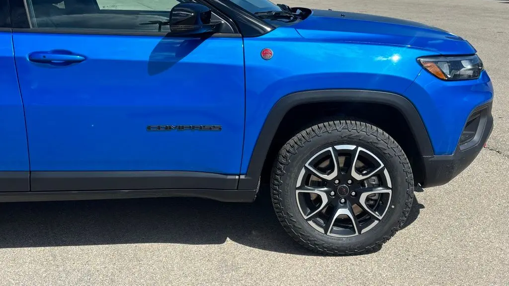 2025 Jeep Compass Trailhawk