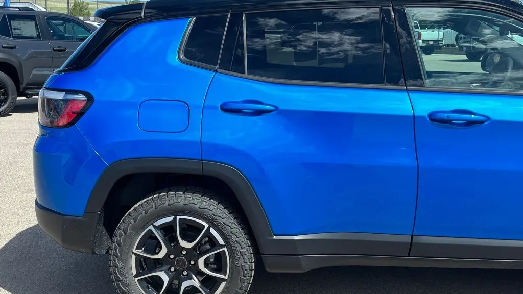 2025 Jeep Compass Trailhawk