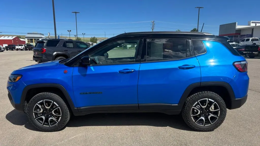 2025 Jeep Compass Trailhawk