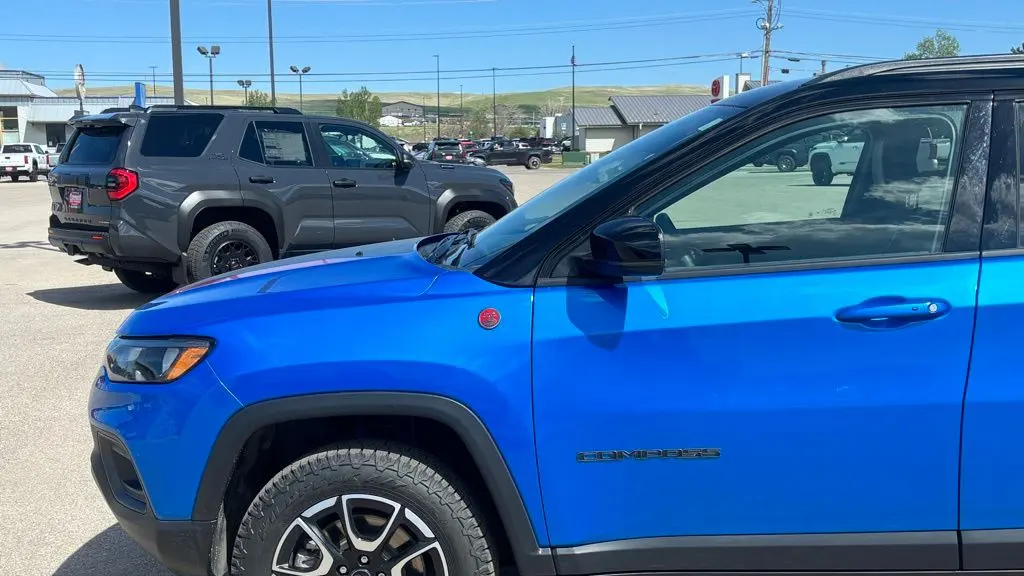 2025 Jeep Compass Trailhawk
