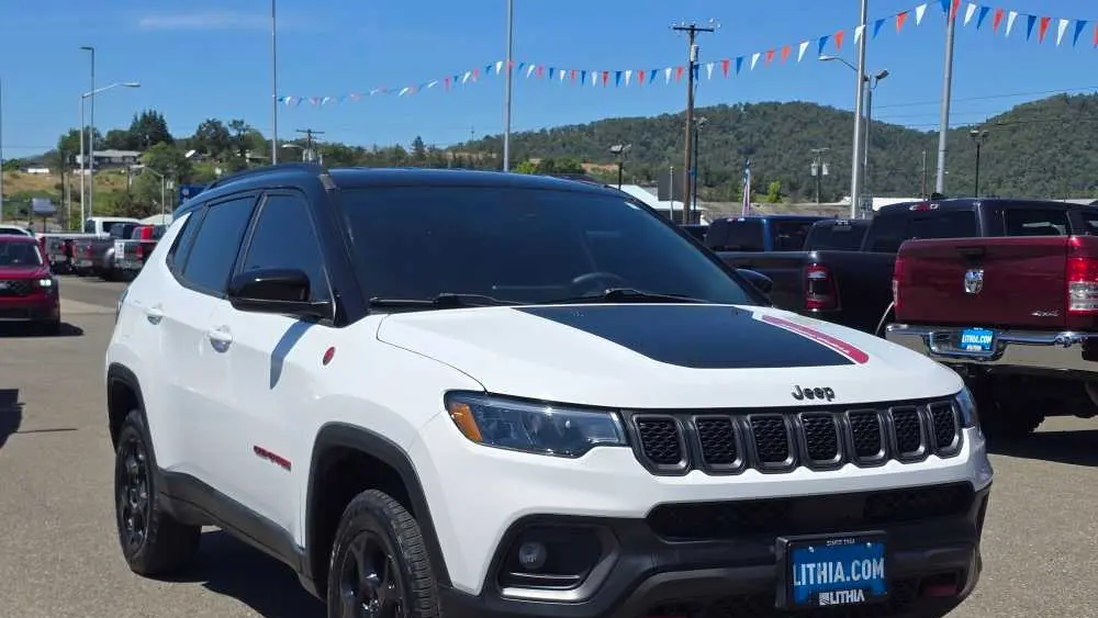 2023 Jeep Compass Trailhawk