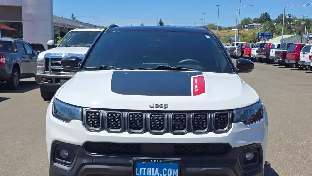 2023 Jeep Compass Trailhawk