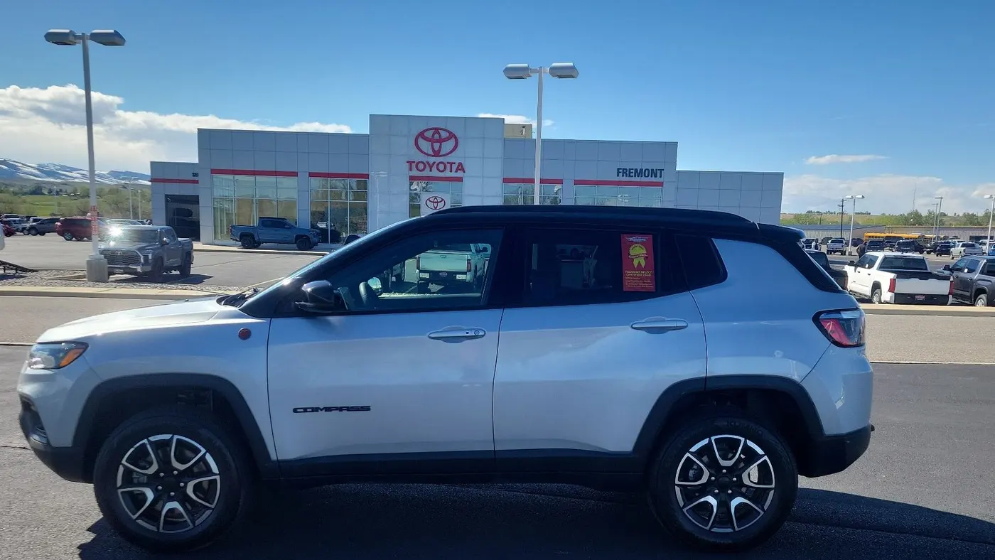 2024 Jeep Compass Trailhawk