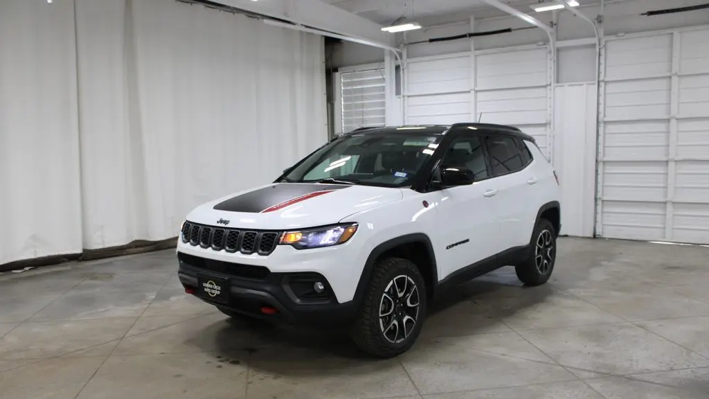 2025 Jeep Compass Trailhawk
