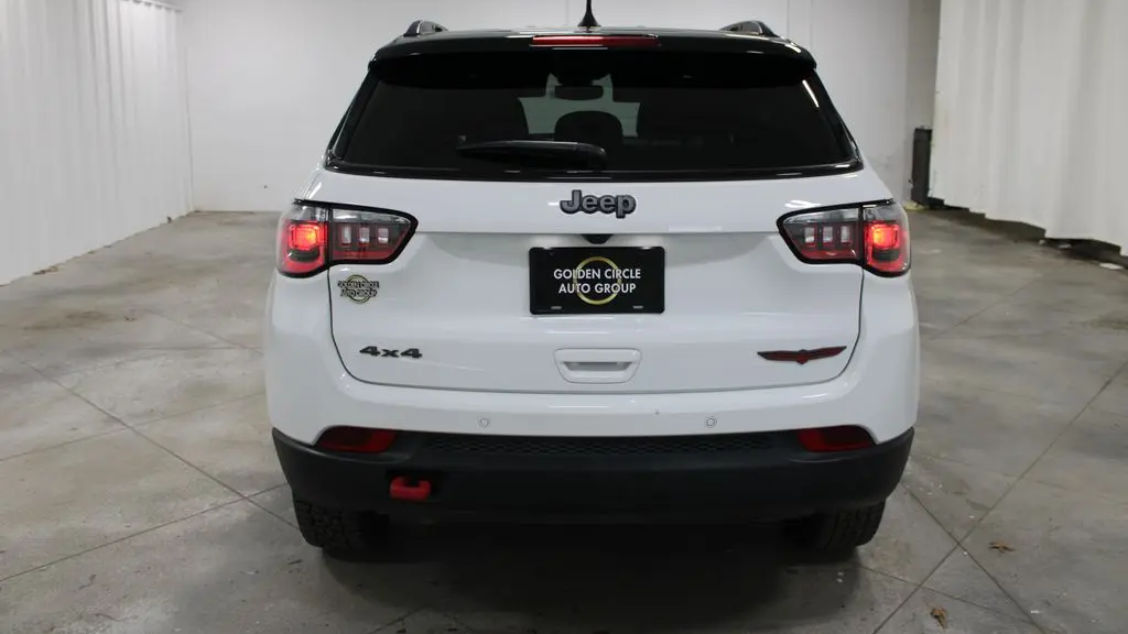 2025 Jeep Compass Trailhawk