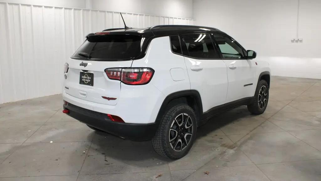 2025 Jeep Compass Trailhawk