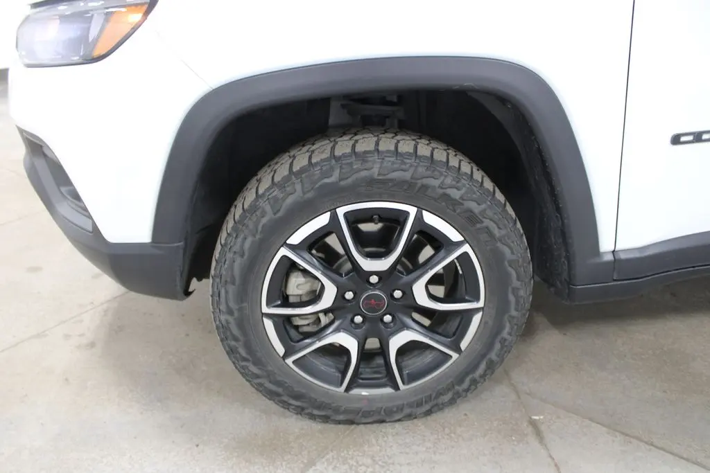 2025 Jeep Compass - $21,778