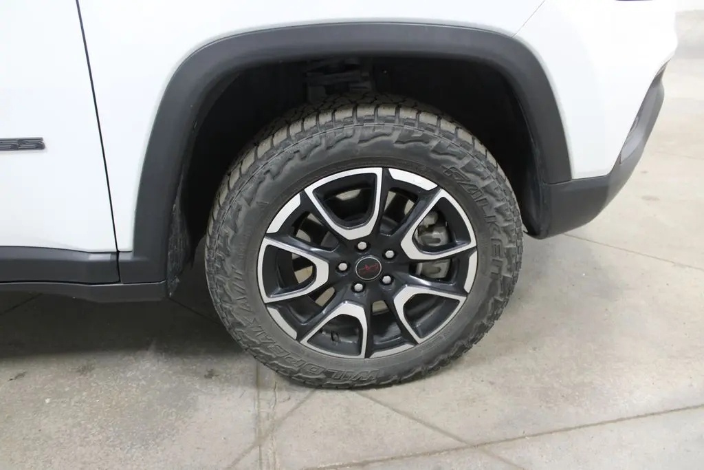 2025 Jeep Compass - $21,778
