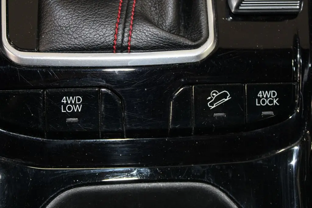 2025 Jeep Compass - $21,778