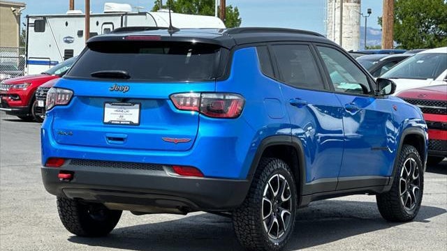 2025 Jeep Compass Trailhawk