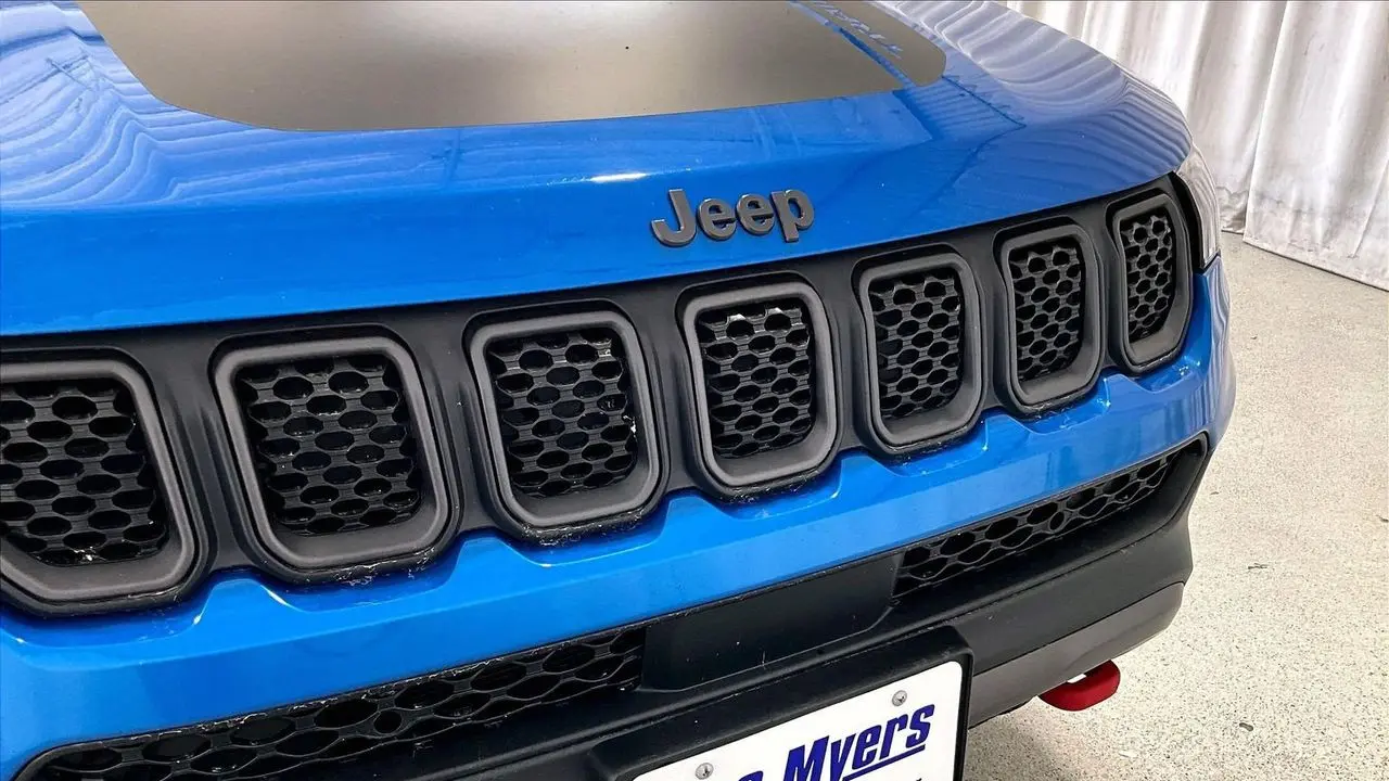 2023 Jeep Compass Trailhawk
