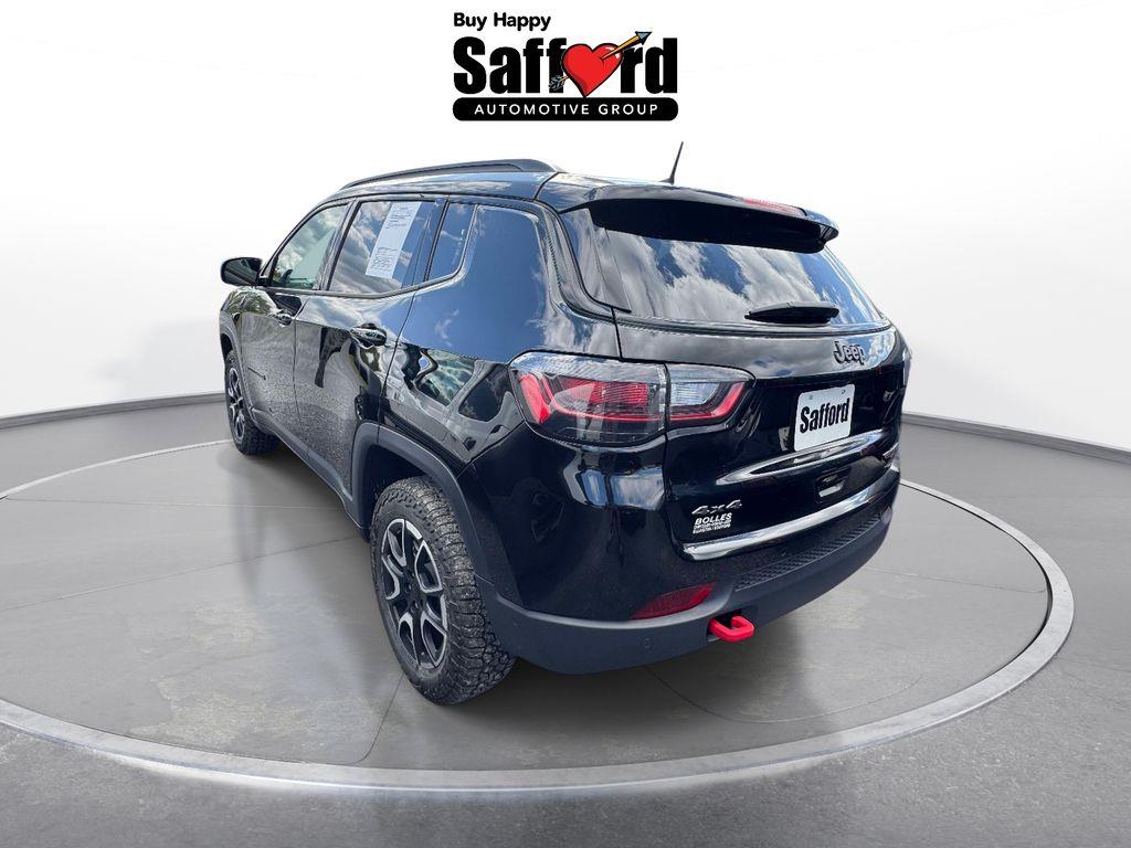 2024 Jeep Compass Trailhawk — photo 1 of 11
