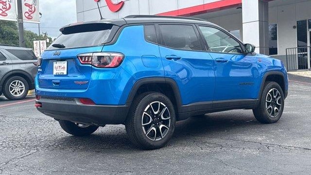 2025 Jeep Compass Trailhawk