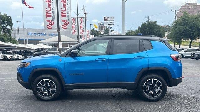 2025 Jeep Compass Trailhawk
