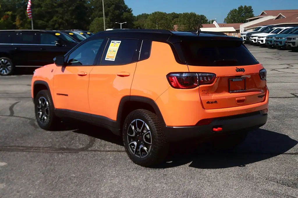2026 Jeep Compass - $24,262