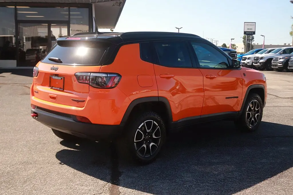 2026 Jeep Compass - $24,262