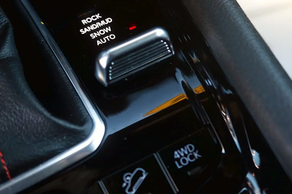 2026 Jeep Compass - $24,262