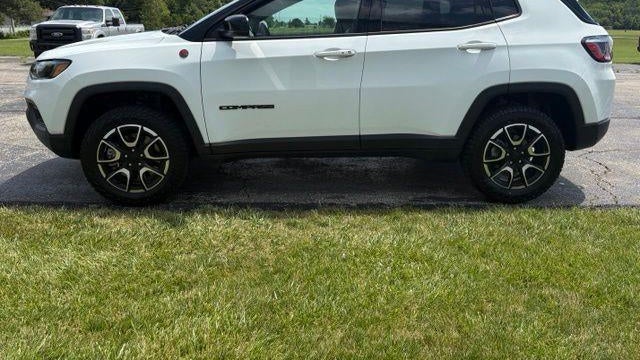 2024 Jeep Compass Trailhawk