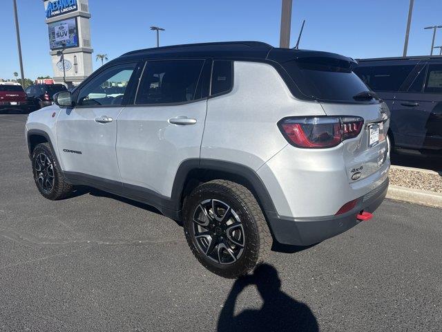 2025 Jeep Compass - $25,999