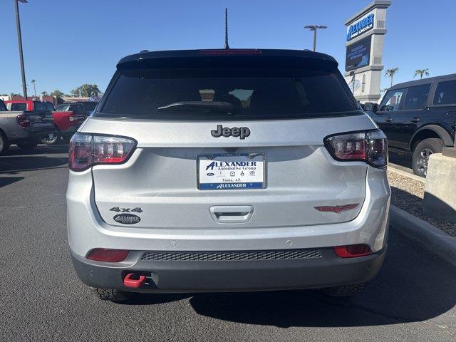 2025 Jeep Compass - $25,999