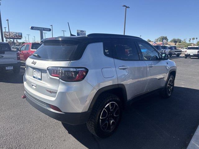 2025 Jeep Compass - $25,999