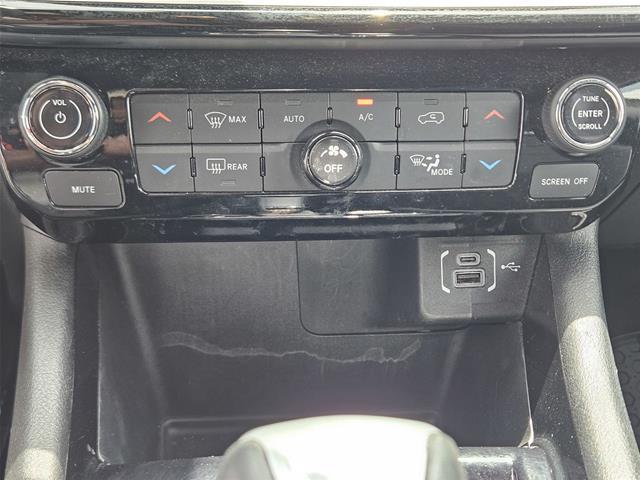 2025 Jeep Compass - $27,900