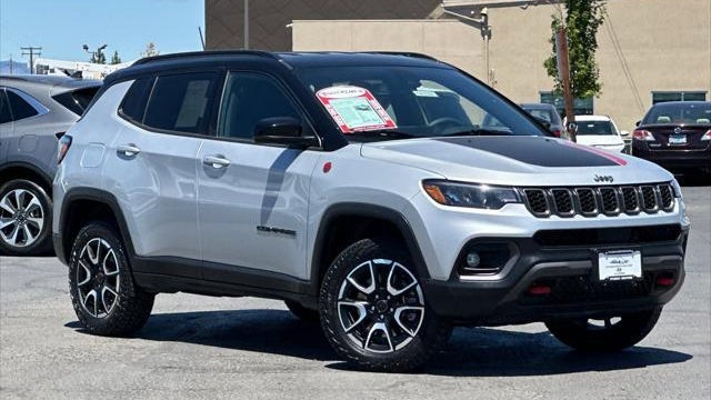 2025 Jeep Compass Trailhawk