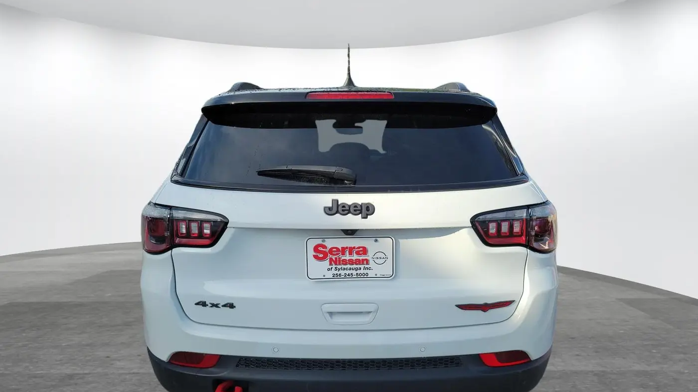 2025 Jeep Compass Trailhawk