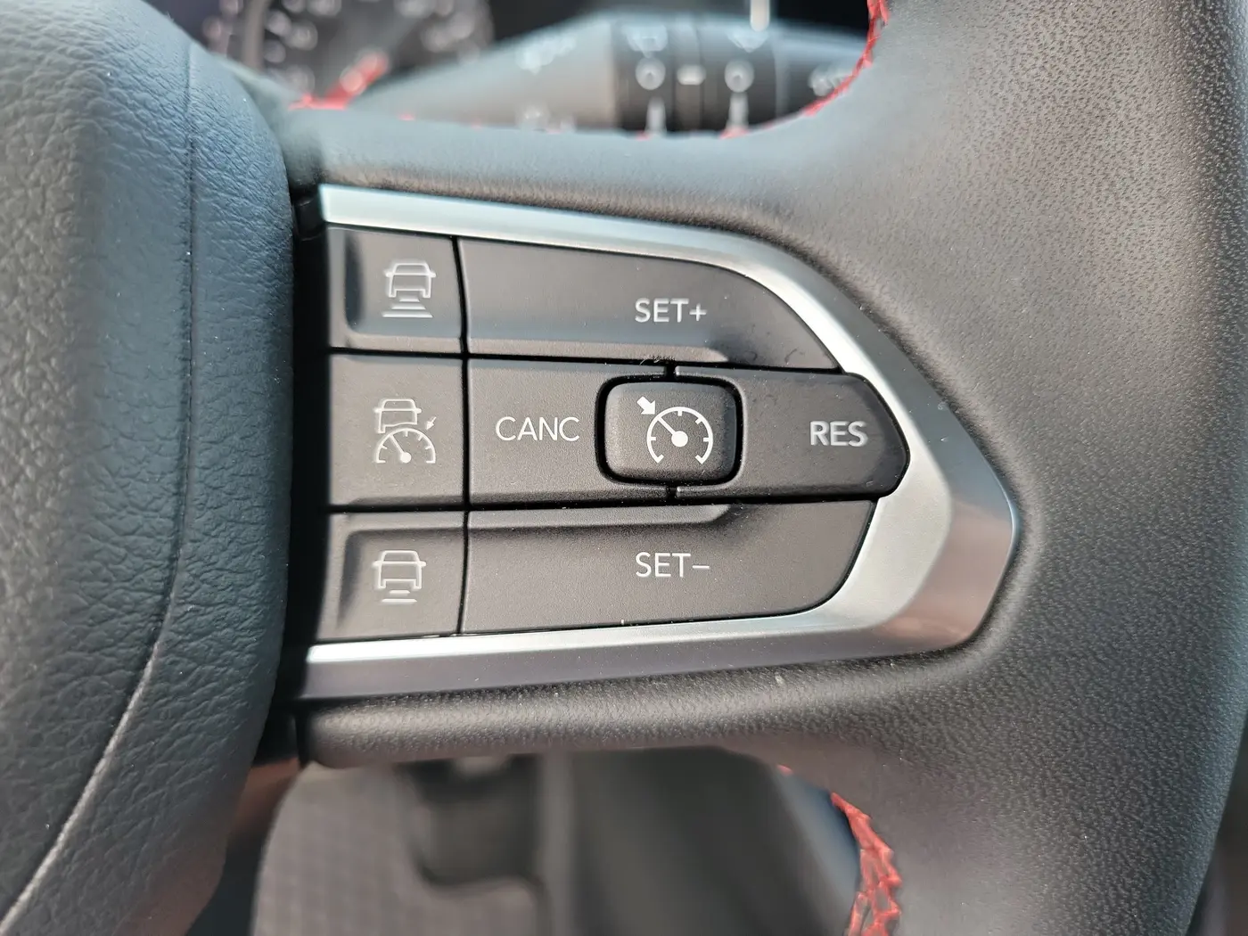 2025 Jeep Compass - $26,871