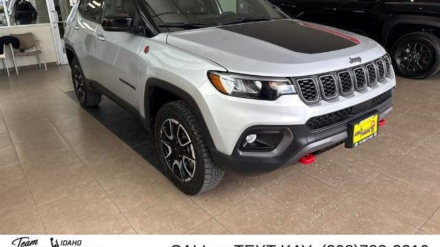 2024 Jeep Compass Trailhawk