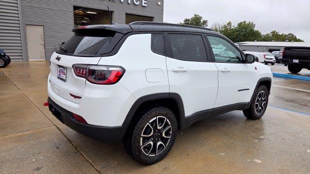 2025 Jeep Compass - $21,901