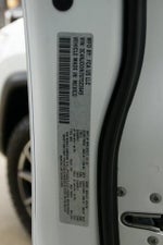 2025 Compass Thumbnail 37