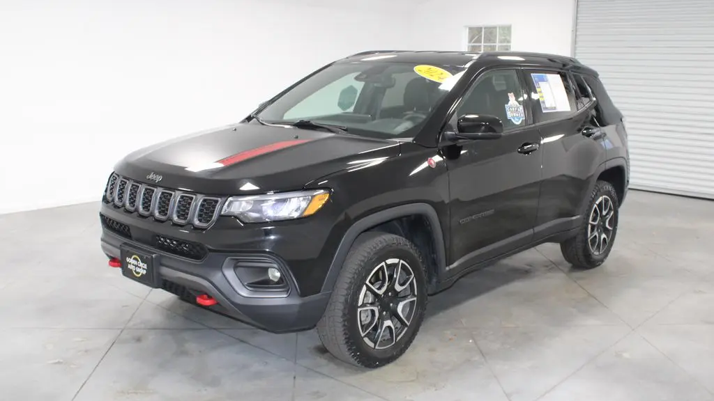 2024 Jeep Compass Trailhawk