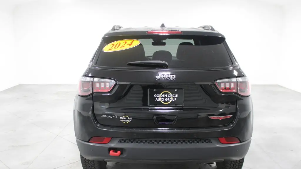 2024 Jeep Compass Trailhawk