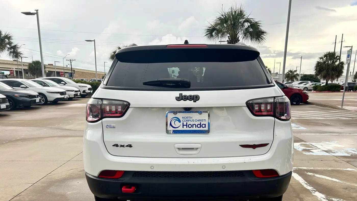 2025 Jeep Compass Trailhawk